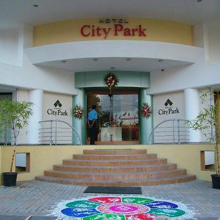 Hotel City Park, Solapur Exterior foto