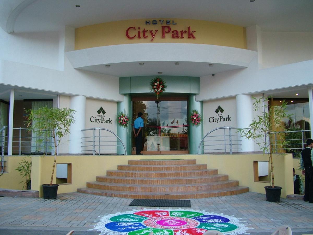 Hotel City Park, Solapur Exterior foto
