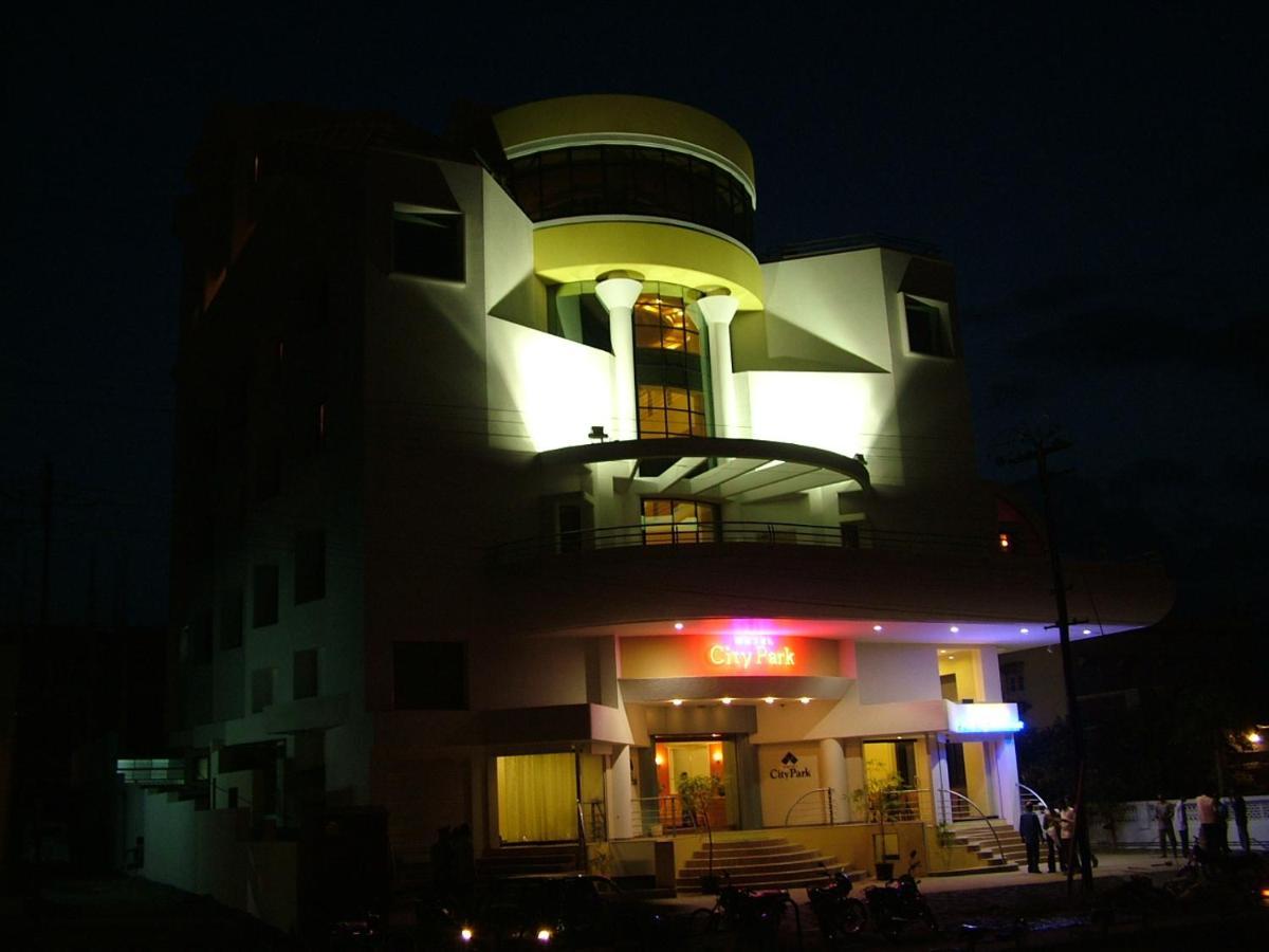 Hotel City Park, Solapur Exterior foto
